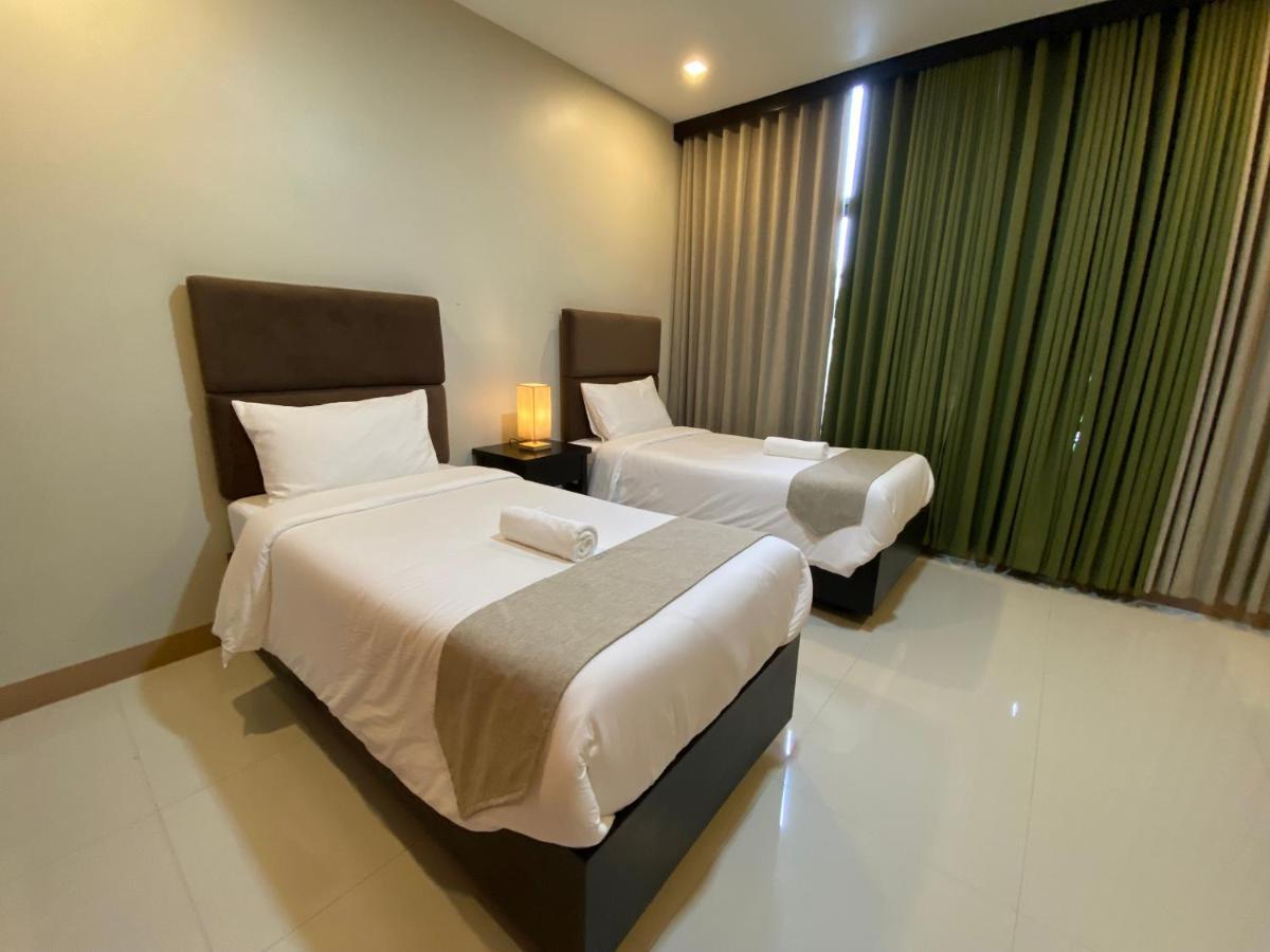 Eight Breeze Otel Baclayon Dış mekan fotoğraf