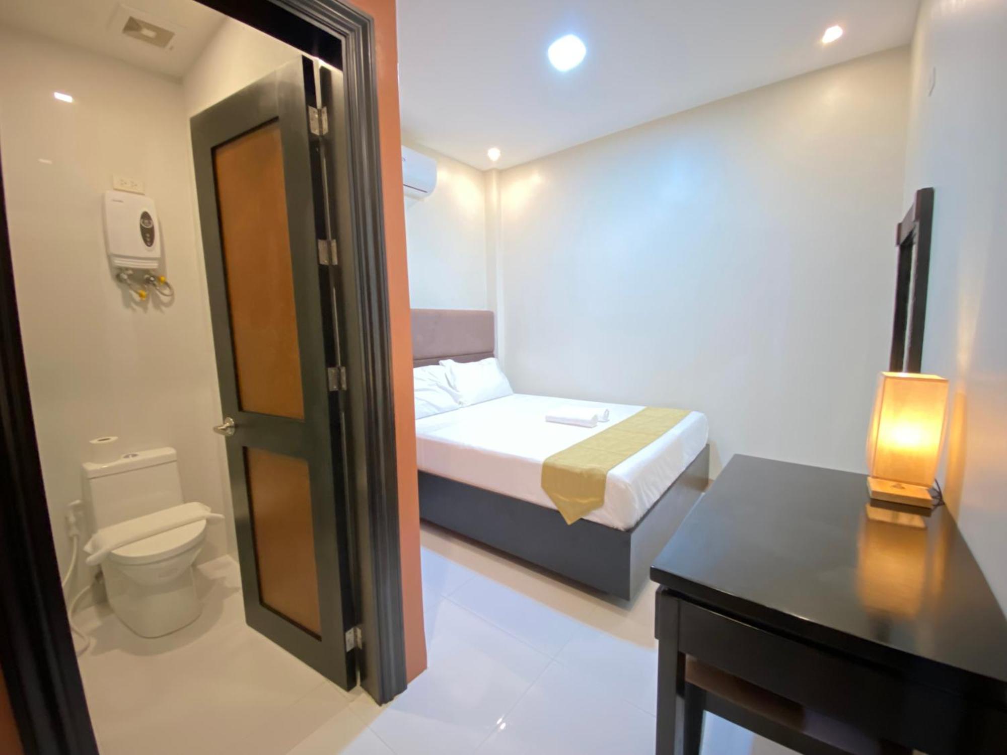 Eight Breeze Otel Baclayon Dış mekan fotoğraf