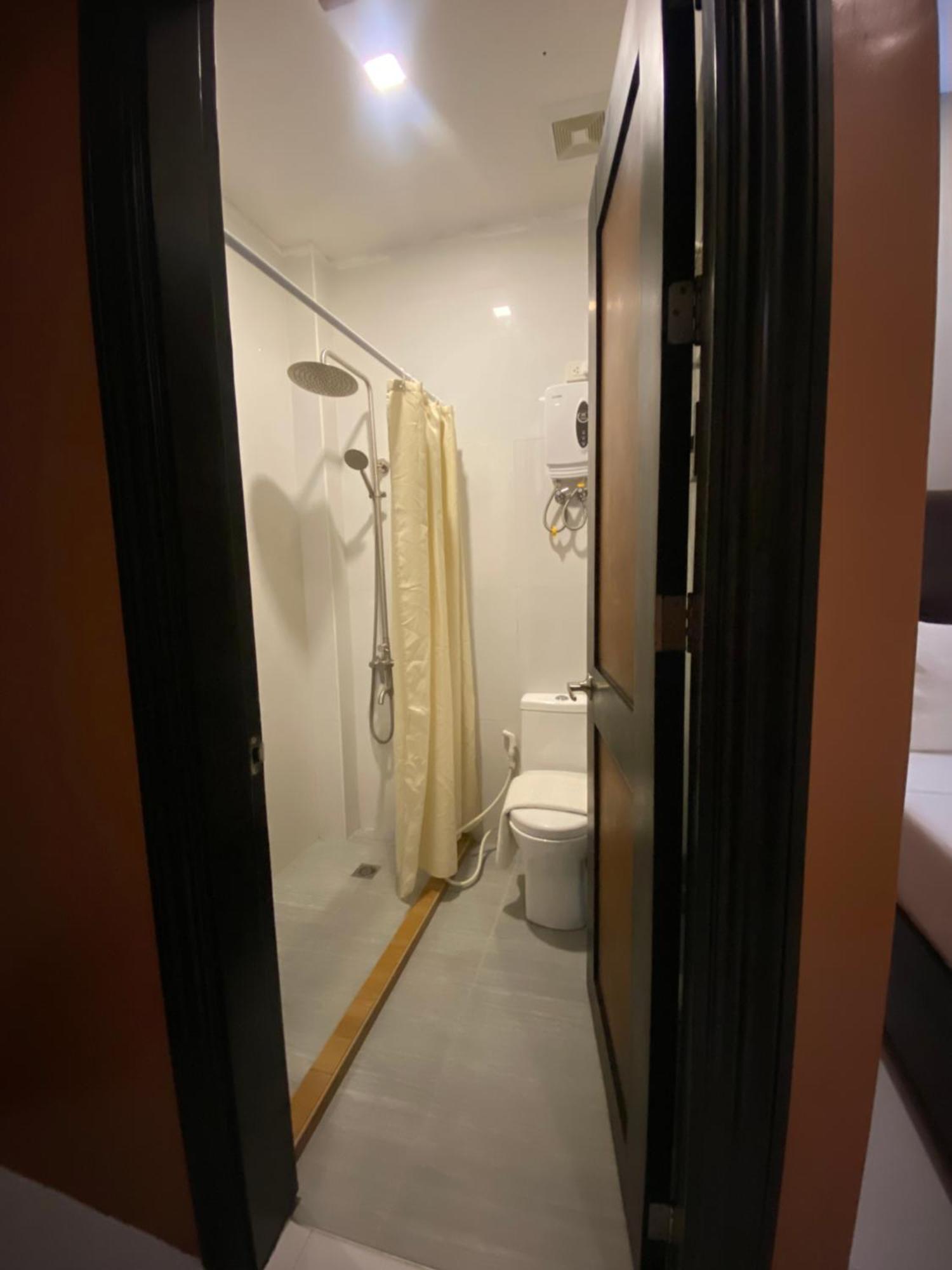 Eight Breeze Otel Baclayon Dış mekan fotoğraf